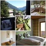 Alpenrose * Sankt Sigmund im Sellrain